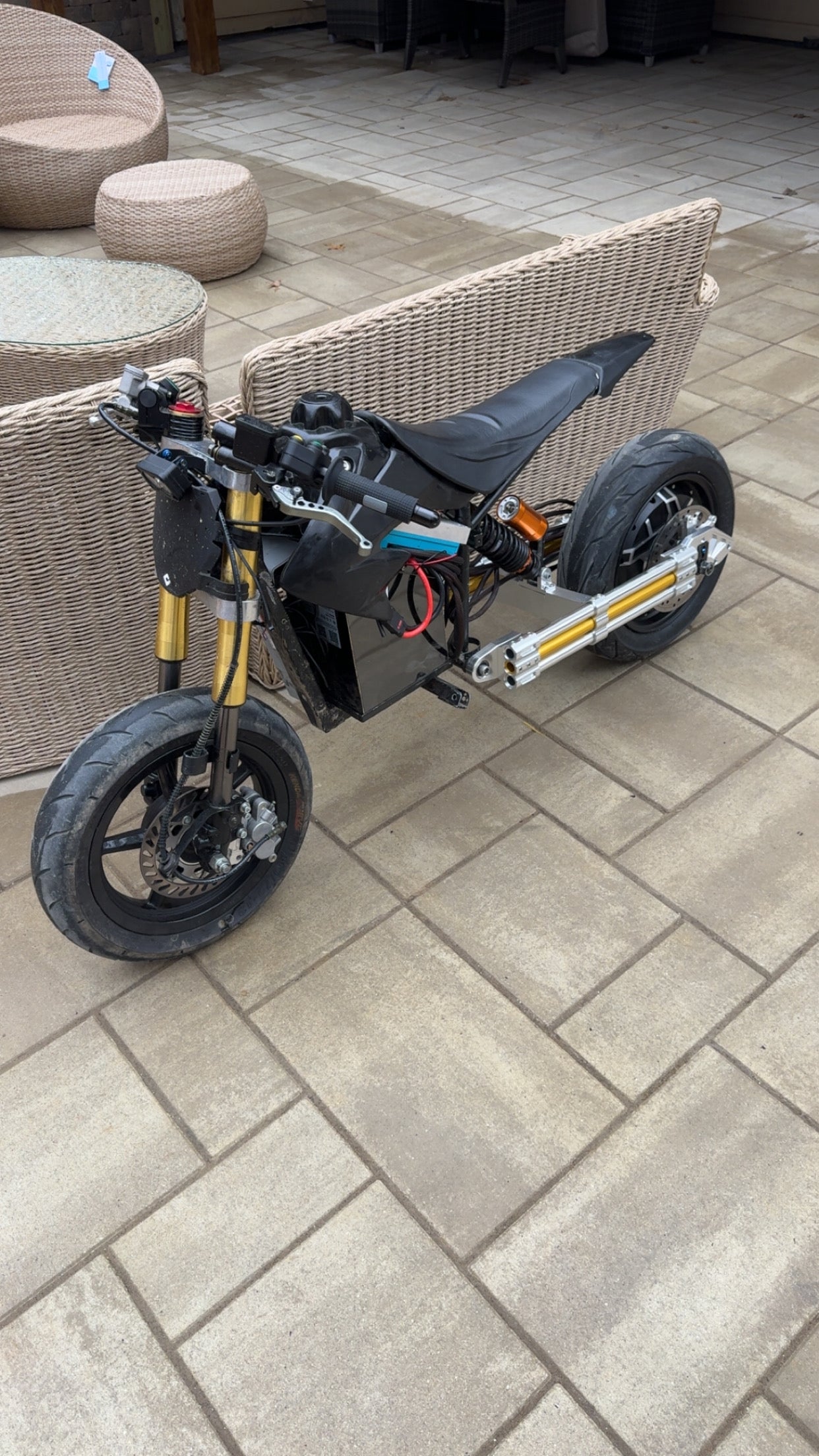 Custom Triple Tube Swingarm for Razor/Tuttio