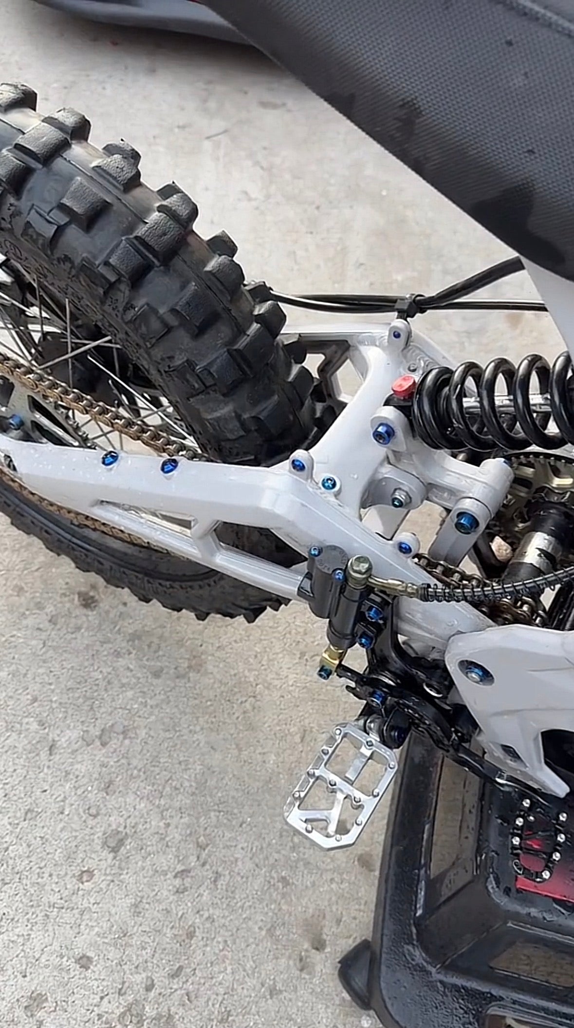 surron light bee/eride pro ss 2.0 full titanium color bolt kit